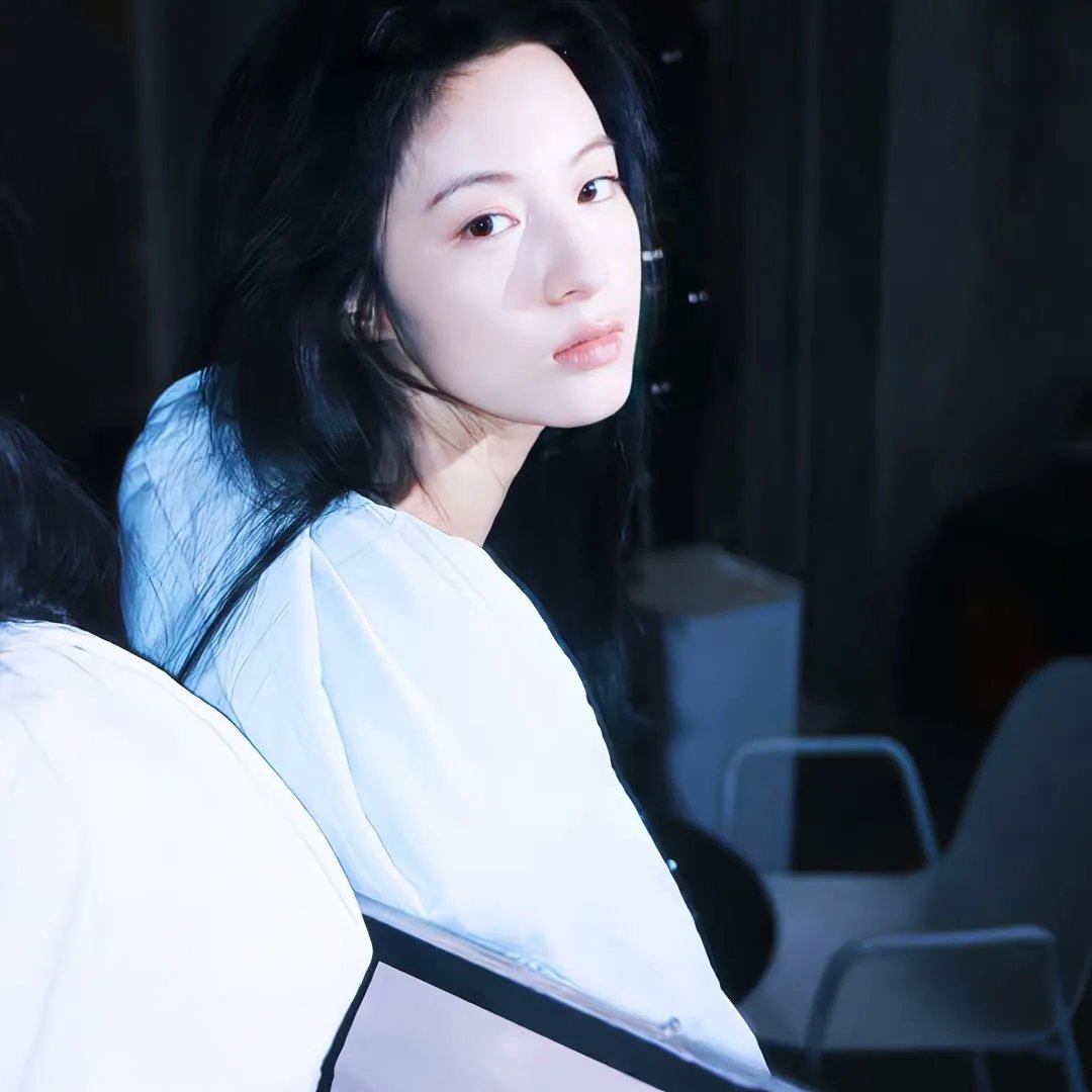 软玉温香抱满怀